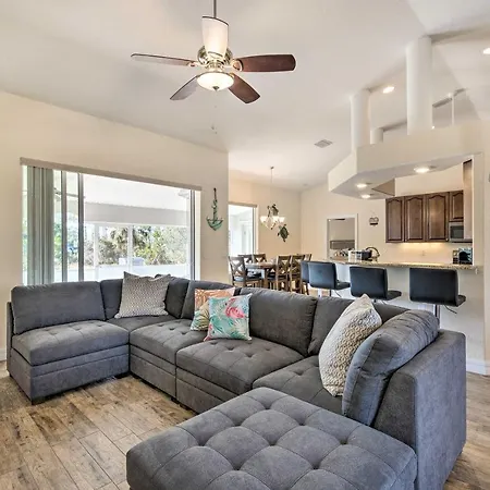 Beautiful Port Charlotte Home, 6 Mi To Beach!